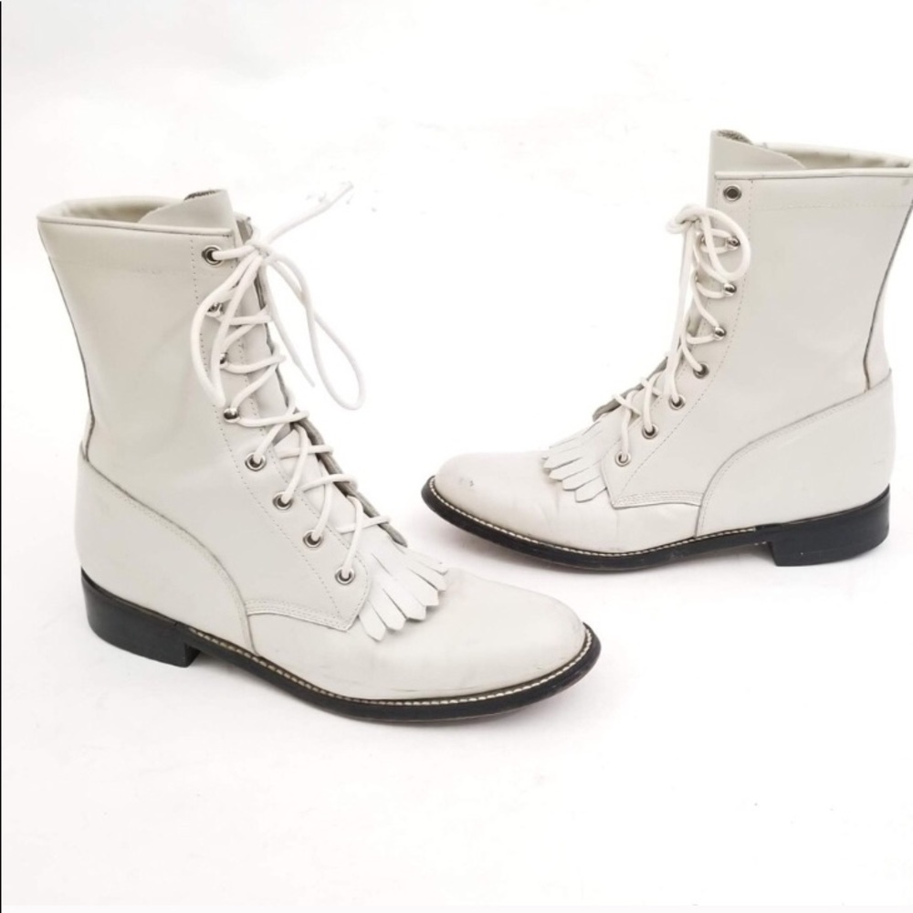 Justin lace up boots!